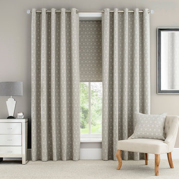 Blissful Bedroom Window Treatment Ideas-Curtains/Draperies