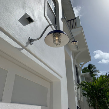 Florida Keys Home Features Vintage-Inspired Gooseneck Lights