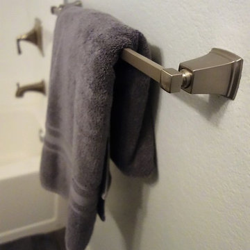 Contemporary Bathroom Remodel - Petaluma, CA