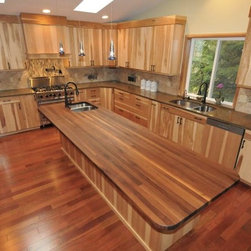 Solid Walnut countertop - Products