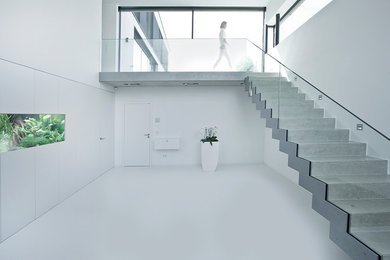 Gerade Moderne Betontreppe mit Beton-Setzstufen in Sonstige