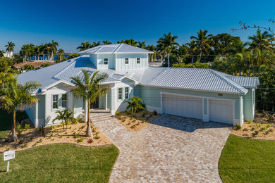 Example of an island style exterior home design