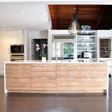 ROOM: Kitchen