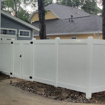Privacy Vinyl Fence