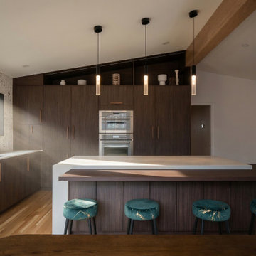 Bespoke Kitchen Remodeling: A Modern Organic Transformation