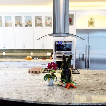 Thompson Family Kitchen Ft. Proline PLFI 544 Range Hood