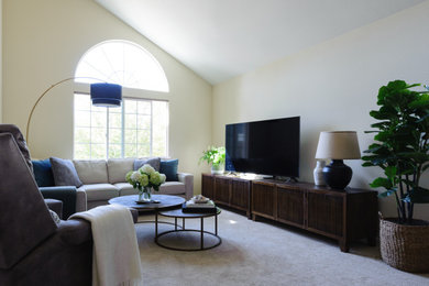 Inspiration for a modern family room remodel in San Francisco
