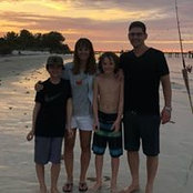 Kelly Ballou's photo