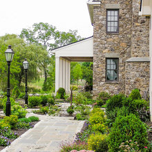 7906