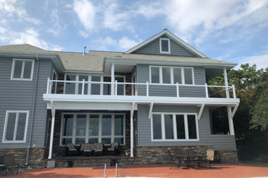 Balcony - transitional balcony idea in Other
