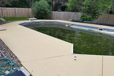Painting Concrete Pool Deck Surround