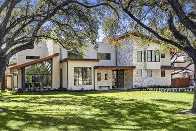 Inspiration for a contemporary exterior home remodel in Houston