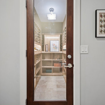 Traditional Oak Wine Cellar with Built-In Lighting – Chicago