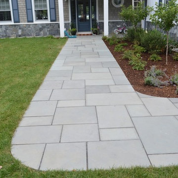 Random Rectangular Bluestone Walkway