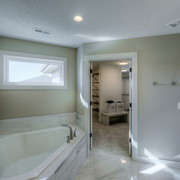 Move-in Ready Home in Elkhorn