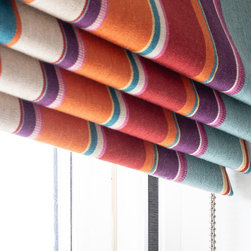 Idyllic Surrey Cottage - Roman Blinds