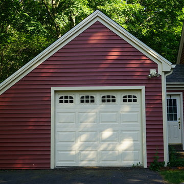 Royal Woodland Rustic Red Siding installed by Sidetex in Mount Carmel, Hamden CT