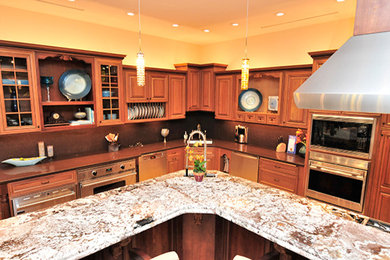 Inspiration for a kitchen remodel in Chicago