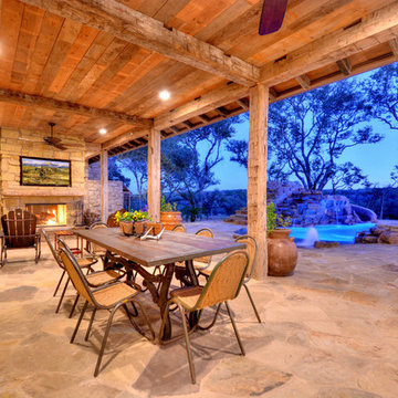 Rustic Ranch Combines Old and New