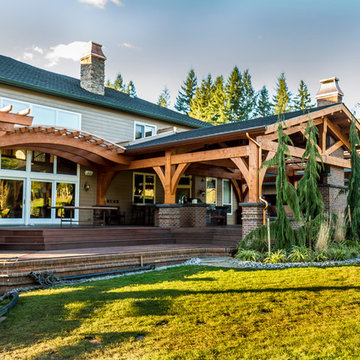 Outdoor Kitchen & Entertainment Patio