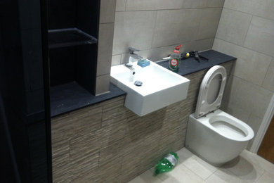 This is an example of a modern bathroom in London.