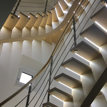 Escalier à crémaillère centrale débillardée