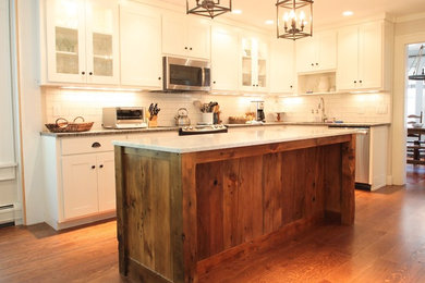 Kitchen photo in New York