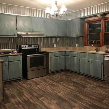 How to Paint Kitchen Cabinets With Dixie Belle Paint