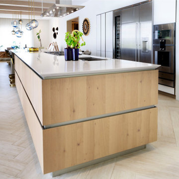 Unique Calacatta™ de #QuartzCOMPAC