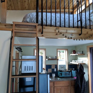 Modern-Shed Tiny Home Airbnb