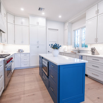 Luxury Coastal Kitchen Remodel in Grey Oaks County Club