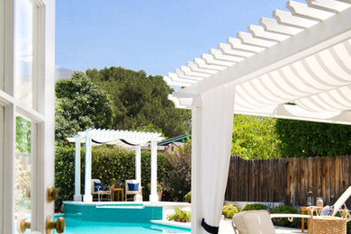 Example of an exterior home design in Los Angeles