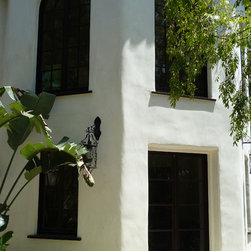 Hollywood &ndash; Historic Renovation - Windows