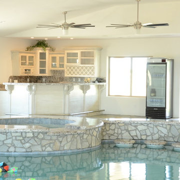 Alvaro Poolhouse