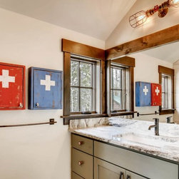 Columbine Lake Cabin - Bathroom Vanity Lighting