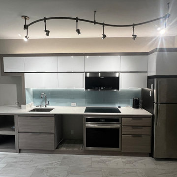 Kitchen Remodeling Done in a Two-Tone Color