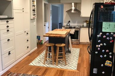 Example of an eclectic home design design in Denver