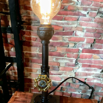Edison Industrial straight up lamp