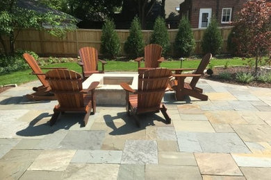 Patio - transitional patio idea in Chicago
