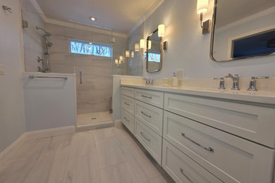 Inspiration for a bathroom remodel in New York