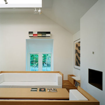 Villa J