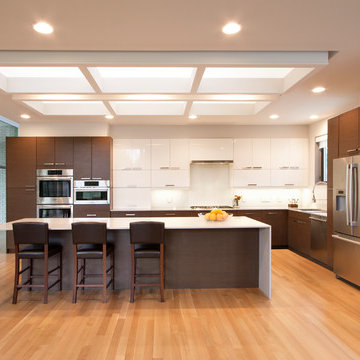 Chelsea White High Gloss and Cirrus Rye Wenge