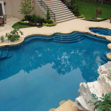 Private Residence - Custom Pool & Spa - 11