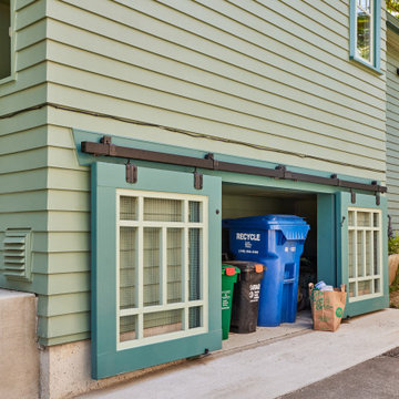 1921 Seattle Craftsman Remodel with Kitchen Bump-Out, Laundry Relocation, and Hi