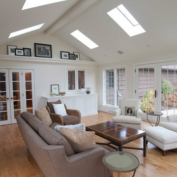 Bright and Spacious Sunroom