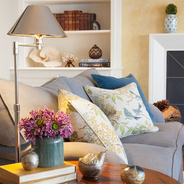 Danbury Kitchen & Family Room