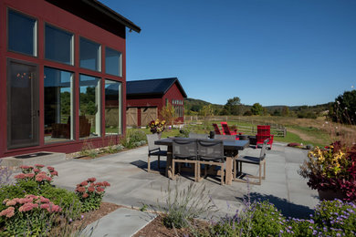 Aménagement d'une terrasse campagne.