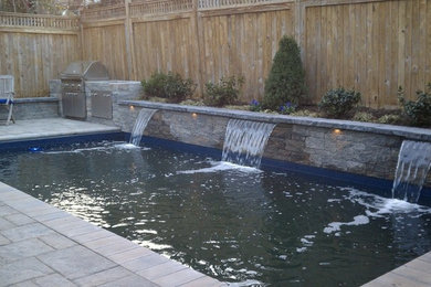 Elegant pool photo in Richmond