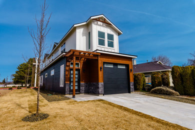 1950s exterior home photo in Boise