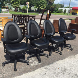 4 Swivel Chairs (3-point Adjustment - Height, Back, Tilt) - Products